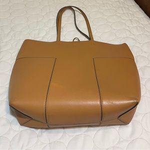 Tan leather Tory Burch tote